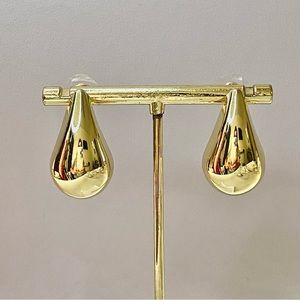 Brand new Water drop metal contemporary earrings.